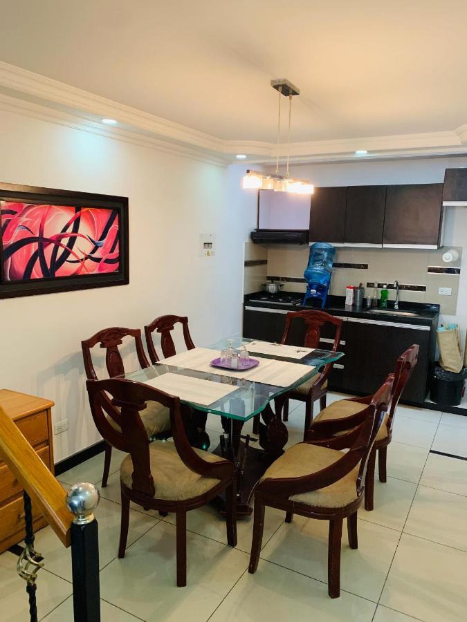 Готель Bogota Kings 300 Екстер'єр фото